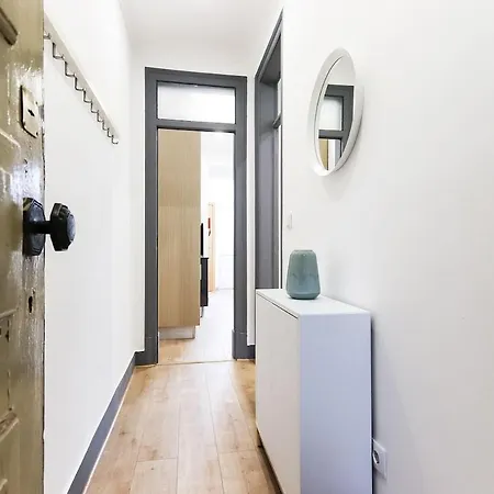 Typical 2 Charming Flat By Homeful Homes